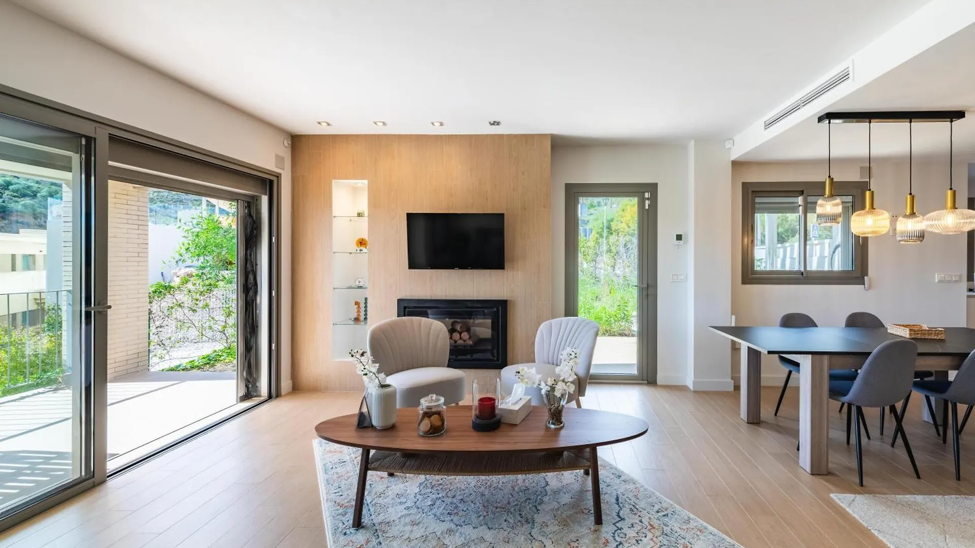 Tranquil Oasis Luxury Villa Μάλαγα 0*,  Ισπανία